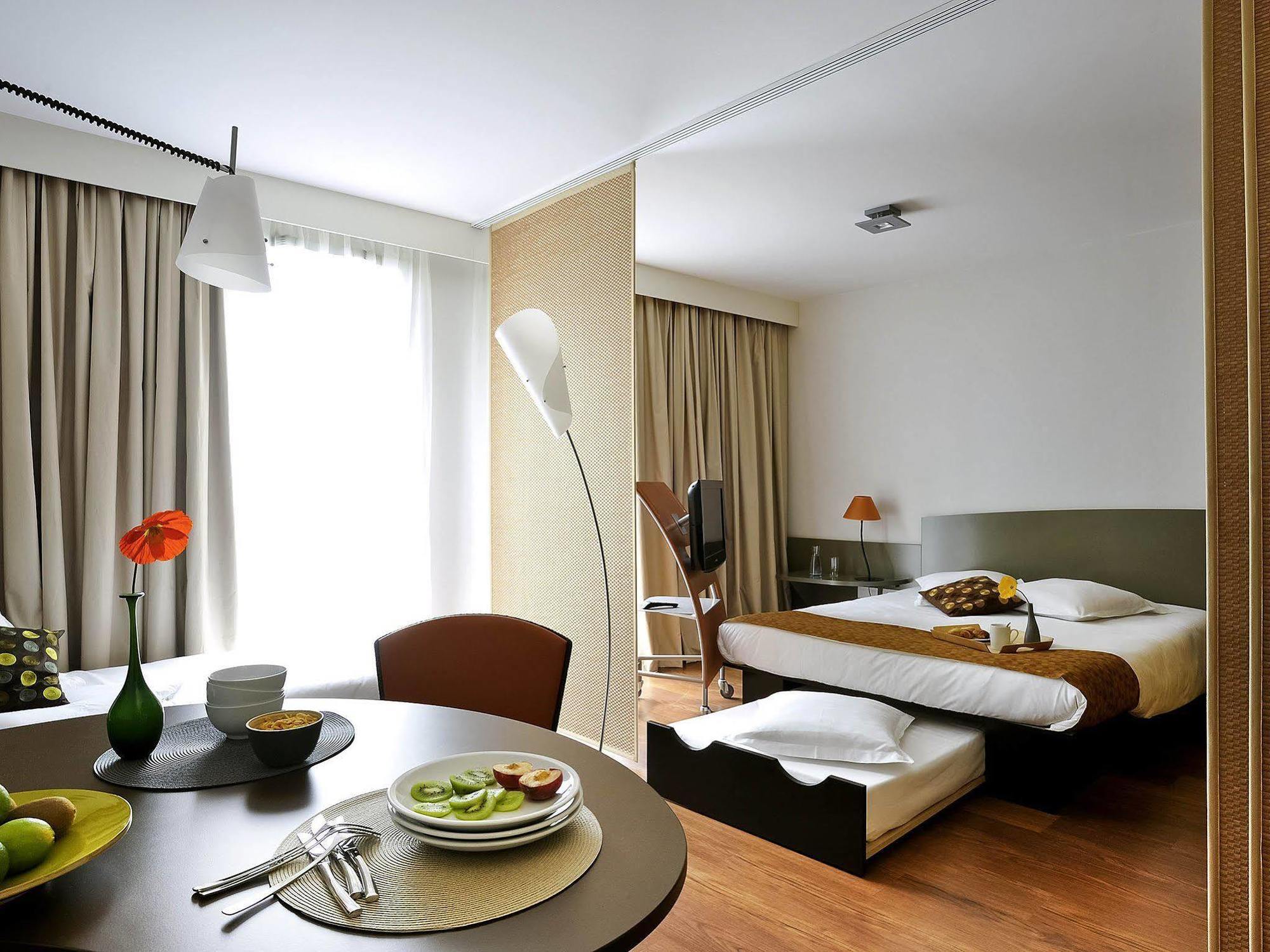 Aparthotel Adagio Nantes Centre Екстер'єр фото